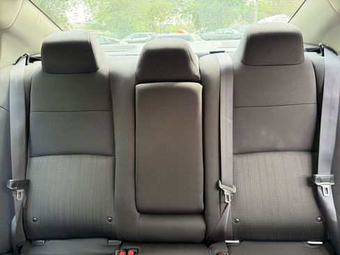 Used 2025 Nissan Altima 2.5 SV image 34