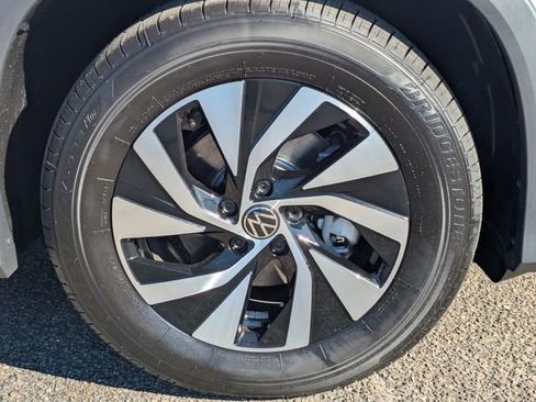 New 2026 Volkswagen Tiguan S image 11