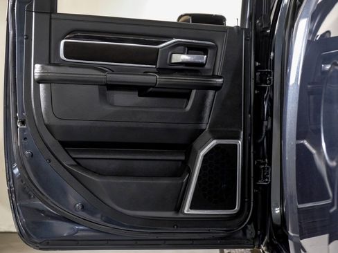 Used 2022 RAM 2500 Laramie image 36