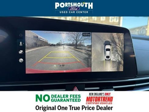 Used 2024 Hyundai Elantra Limited image 13