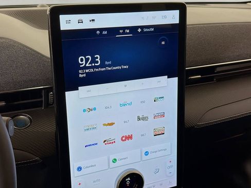 Used 2025 Ford Mustang Mach-E Premium image 34