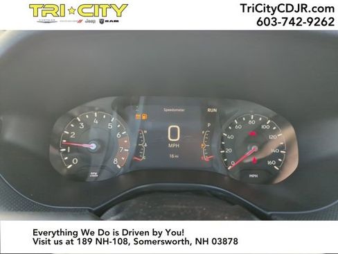 New 2026 Jeep Compass Latitude image 15