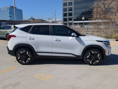 Certified 2024 Kia Seltos SX image 6