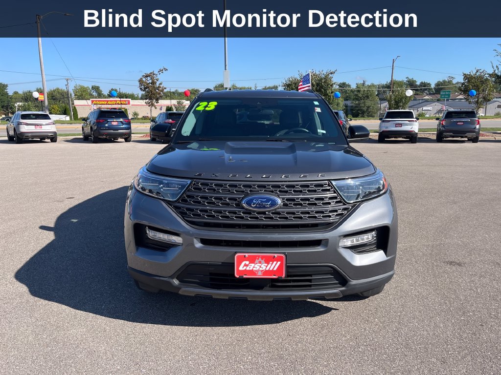 Used 2023 Ford Explorer XLT w/ Equipment Group 202A AWD/4WD image 10