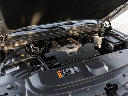 Used 2020 Cadillac Escalade ESV Luxury image 46