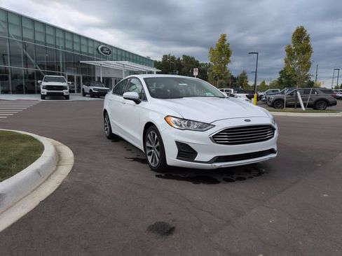 Certified 2020 Ford Fusion SE AWD/4WD image 7