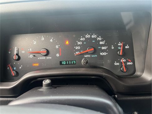 Used 2002 Jeep Wrangler SE image 12