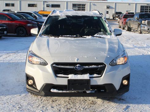 Used 2019 Subaru Crosstrek 2.0i Premium w/ Eyesight System image 2