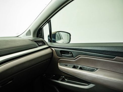 Used 2019 Honda Odyssey EX-L image 40