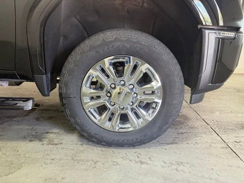 Used 2024 GMC Sierra 2500 AT4 w/ AT4 Premium Plus Package image 31