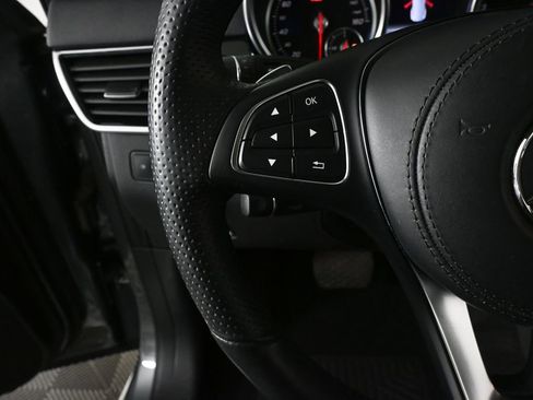 Certified 2019 Mercedes-Benz GLS 450 4MATIC image 11