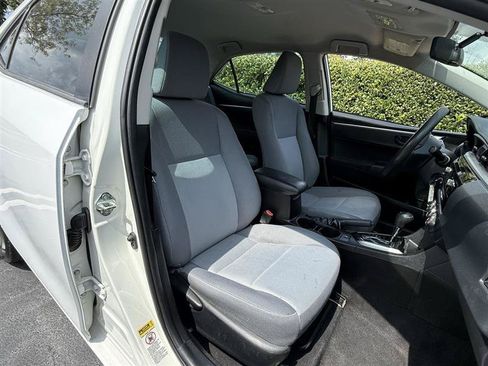 Used 2014 Toyota Corolla L FWD image 13