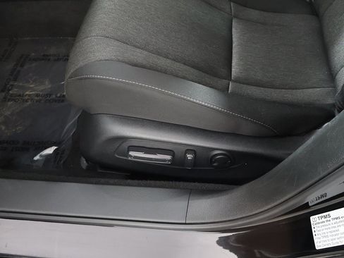 Certified 2025 Honda Accord SE image 31