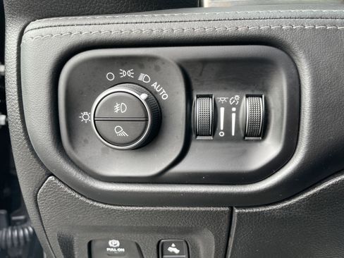 Used 2020 RAM 1500 Limited w/ Black Appearance Package image 45