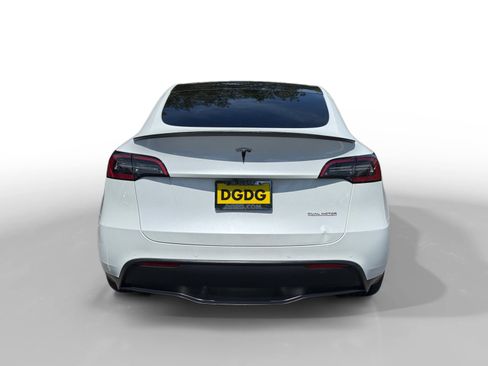 Used 2022 Tesla Model Y Performance AWD/4WD image 4