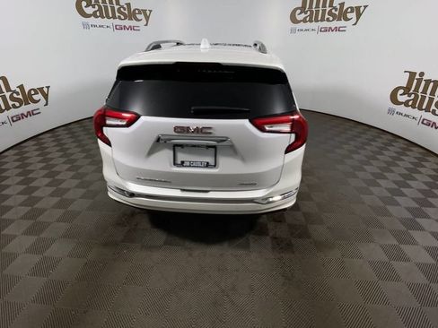 Certified 2023 GMC Terrain Denali w/ Denali Premium Package AWD/4WD image 7