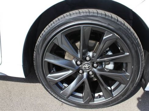 Certified 2026 Toyota Corolla SE w/ Carpet Mat Package (TMS) FWD image 11