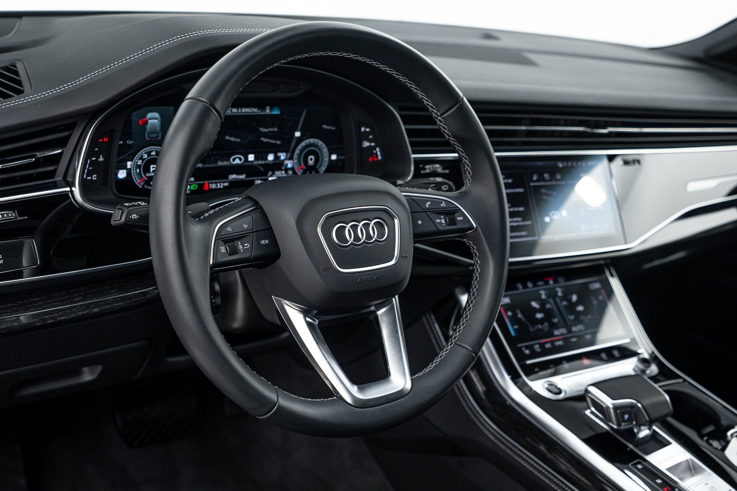 Used 2026 Audi Q7 3.0T Premium Plus w/ Premium Plus Package AWD/4WD image 9