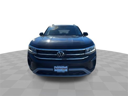 Used 2023 Volkswagen Atlas SE image 3