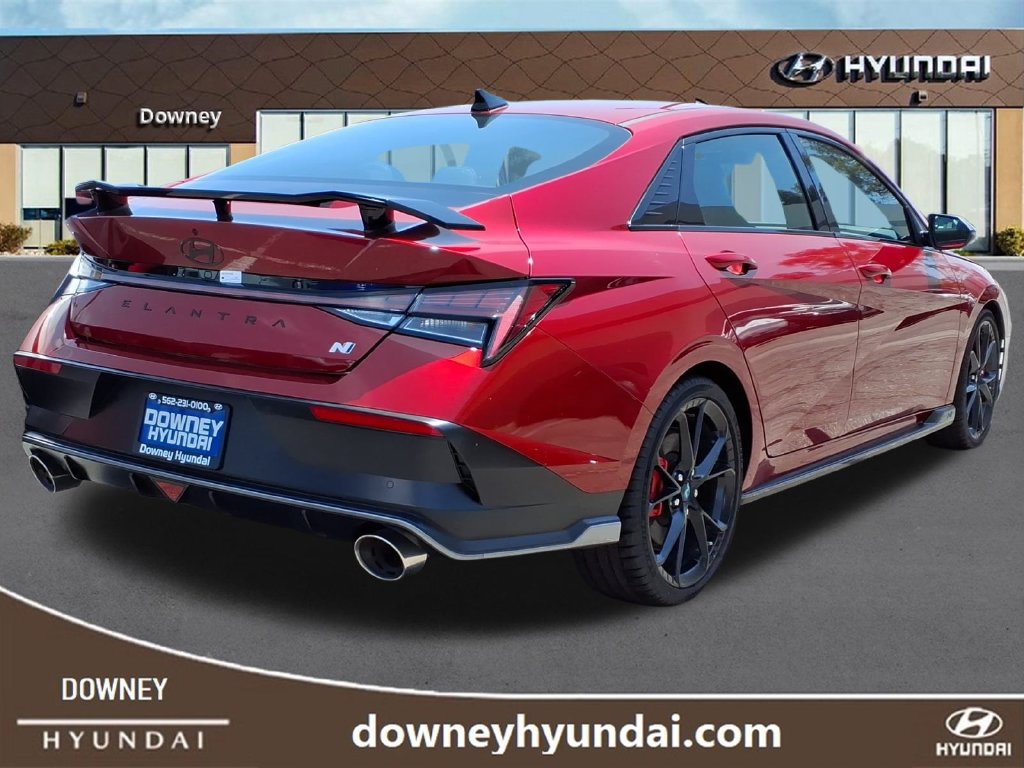 Used 2025 Hyundai Elantra N FWD image 4