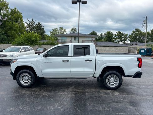 Used 2024 Chevrolet Colorado W/T w/ WT Convenience Package II RWD image 7