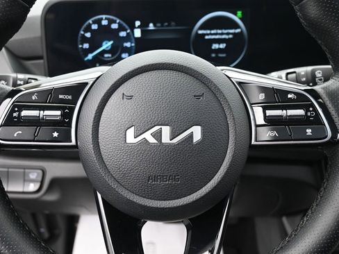 Used 2024 Kia Seltos SX w/ SX Sunroof Package image 21