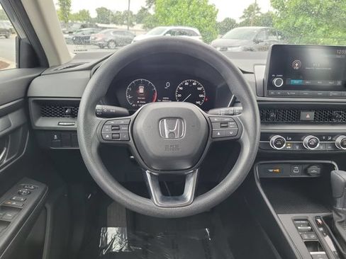 Certified 2023 Honda CR-V LX image 28