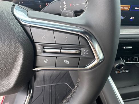 New 2026 Chevrolet Suburban Z71 image 30