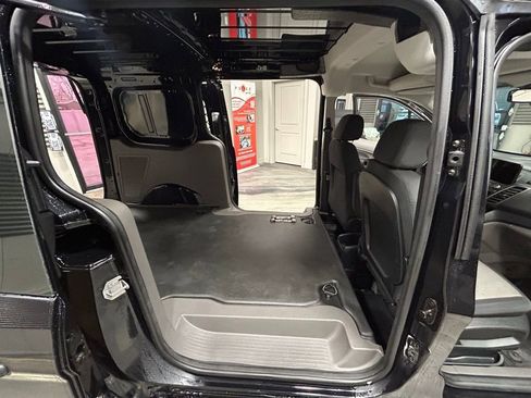 Used 2022 Ford Transit Connect XL image 37