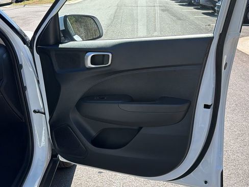 New 2026 Hyundai Venue SEL image 14