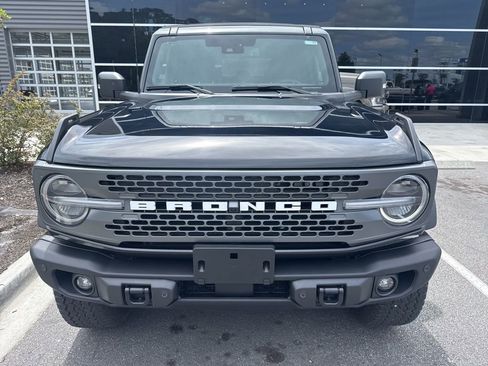 Used 2025 Ford Bronco Badlands w/ Sasquatch Package AWD/4WD image 2