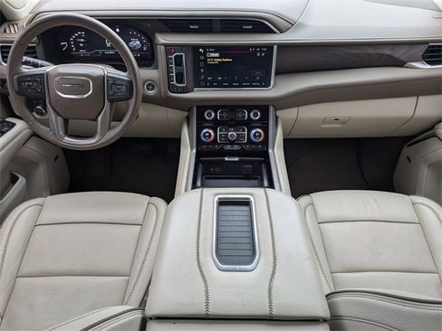 Used 2022 GMC Yukon Denali image 18