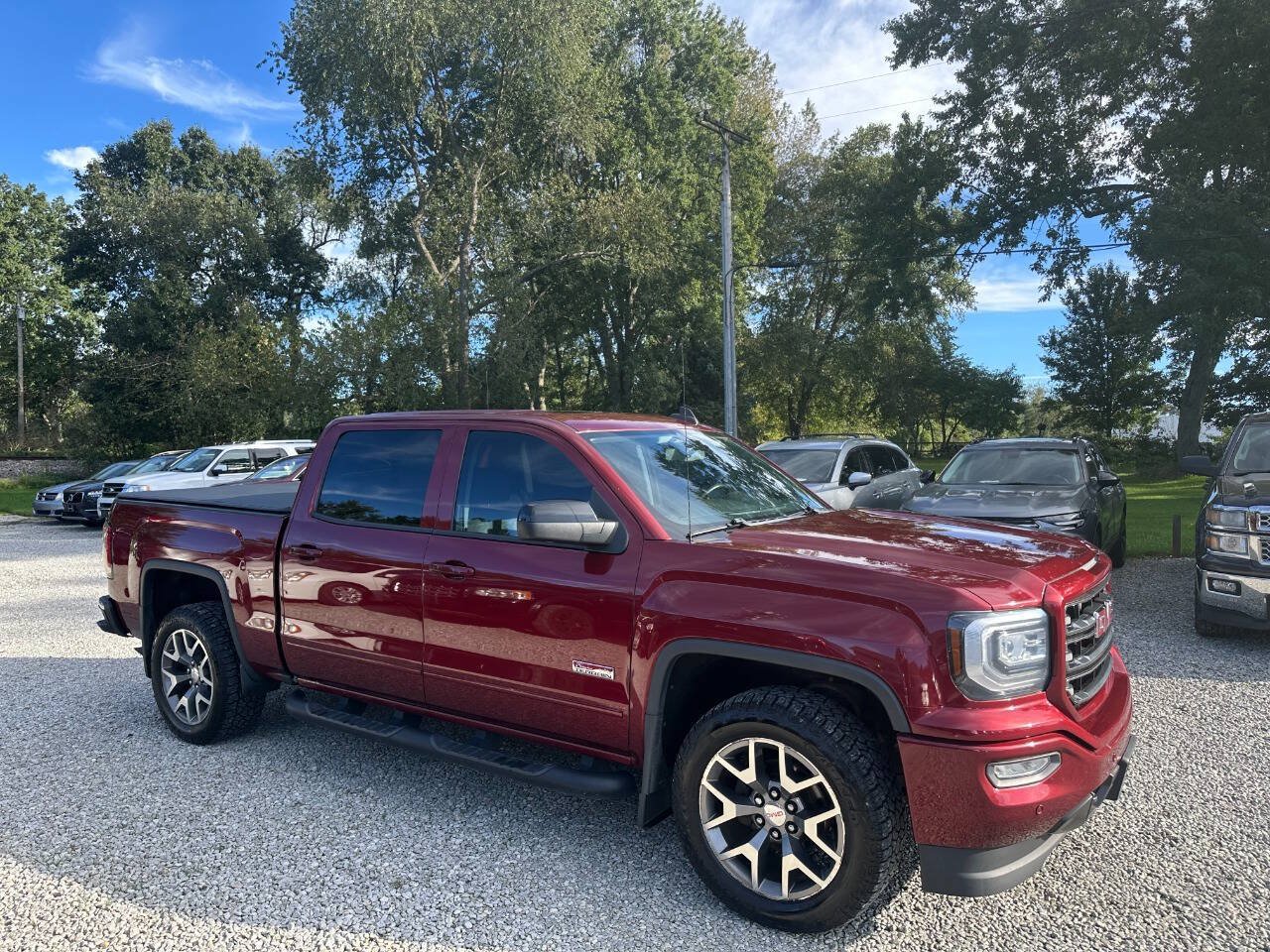 Used 2017 GMC Sierra 1500 SLT AWD/4WD image 4