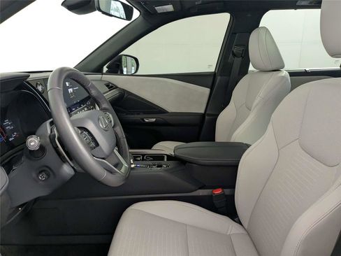 Used 2025 Lexus TX 350 FWD w/ Technology Package image 11