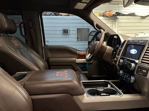 Used 2017 Ford F250 King Ranch w/ King Ranch Ultimate Package AWD/4WD image 26