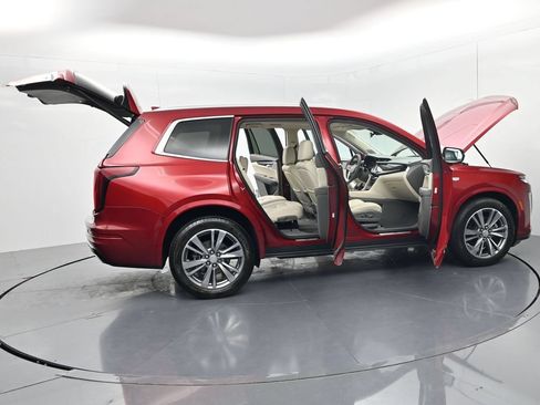Used 2021 Cadillac XT6 Premium Luxury AWD/4WD image 76
