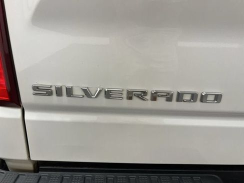 Certified 2025 Chevrolet Silverado 1500 High Country w/ High Country Premium Package AWD/4WD image 33