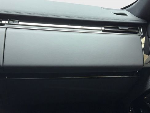 Used 2024 Land Rover Range Rover Sport SE image 20