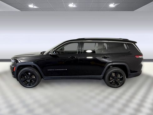 Used 2023 Jeep Grand Cherokee L Limited RWD image 2