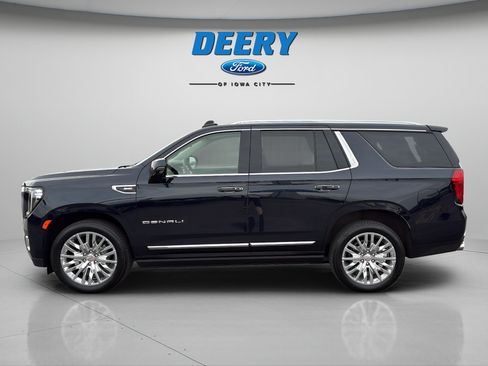 Used 2023 GMC Yukon Denali AWD/4WD image 15