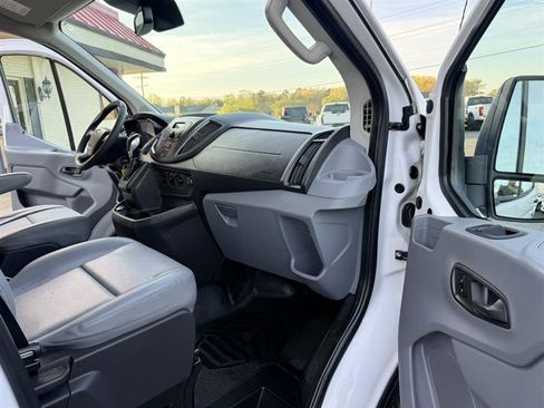 Used 2017 Ford Transit 250 148 Low Roof RWD image 9