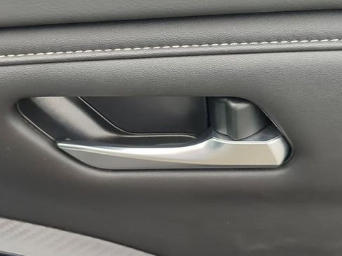 Used 2023 Nissan Sentra SV image 36