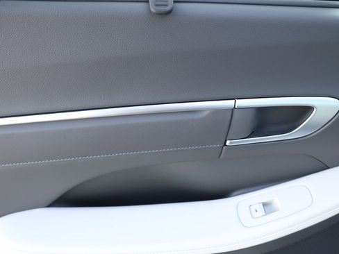 New 2026 Hyundai Sonata Limited FWD image 23