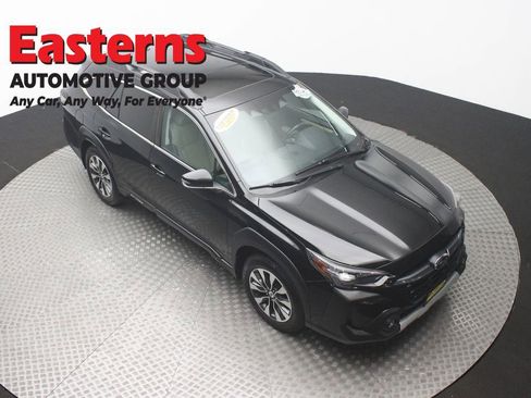 Used 2023 Subaru Outback Limited AWD/4WD image 3