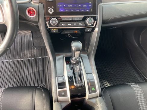Used 2020 Honda Civic EX image 17