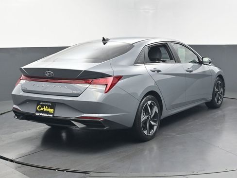Used 2023 Hyundai Elantra Limited FWD image 5
