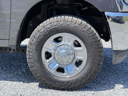 Used 2021 RAM 2500 Tradesman AWD/4WD image 25