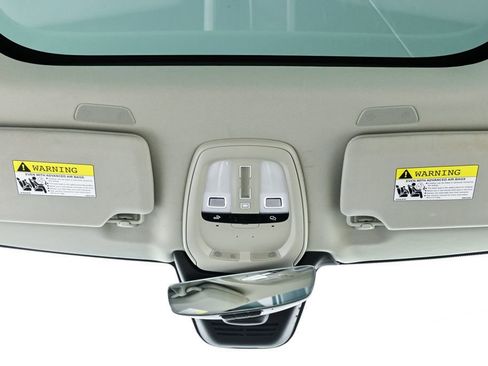 Certified 2023 Volvo XC90 B5 Plus image 19