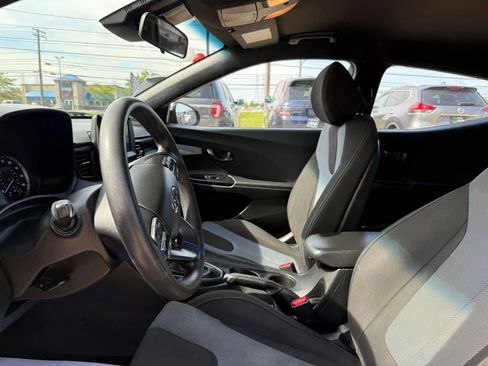 Used 2019 Hyundai Veloster 2.0 FWD image 19