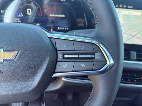 New 2026 Chevrolet Equinox LT w/ Convenience Package II FWD image 15